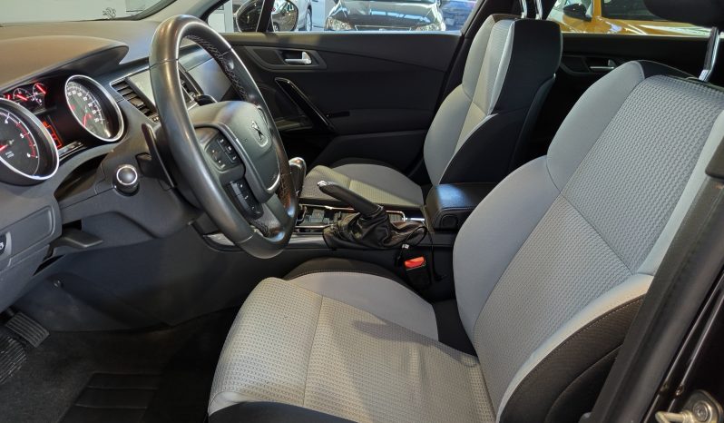 PEUGEOT 508 SW full